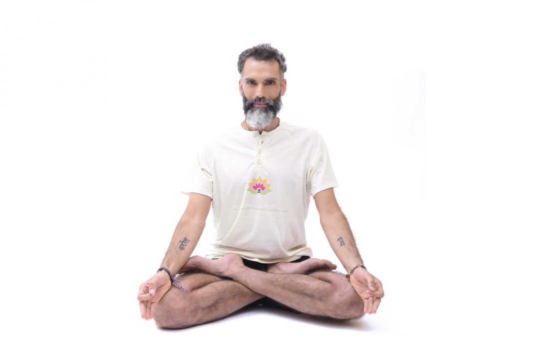 Entrevista a Lisandro Botto (instructor de Ashtanga Vinyasa Yoga)