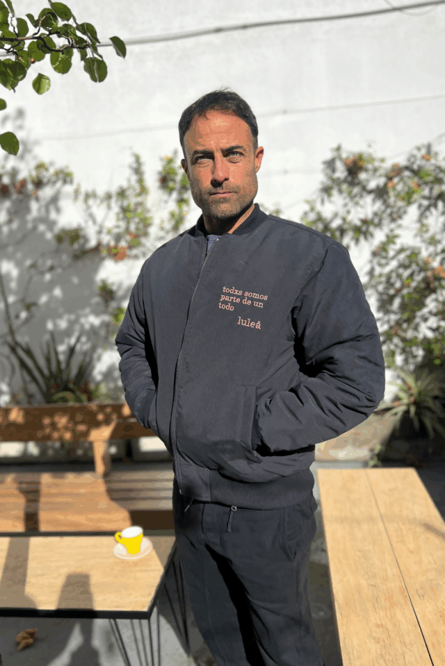 Bomber Reversible No Gender Somos Parte de un Todo