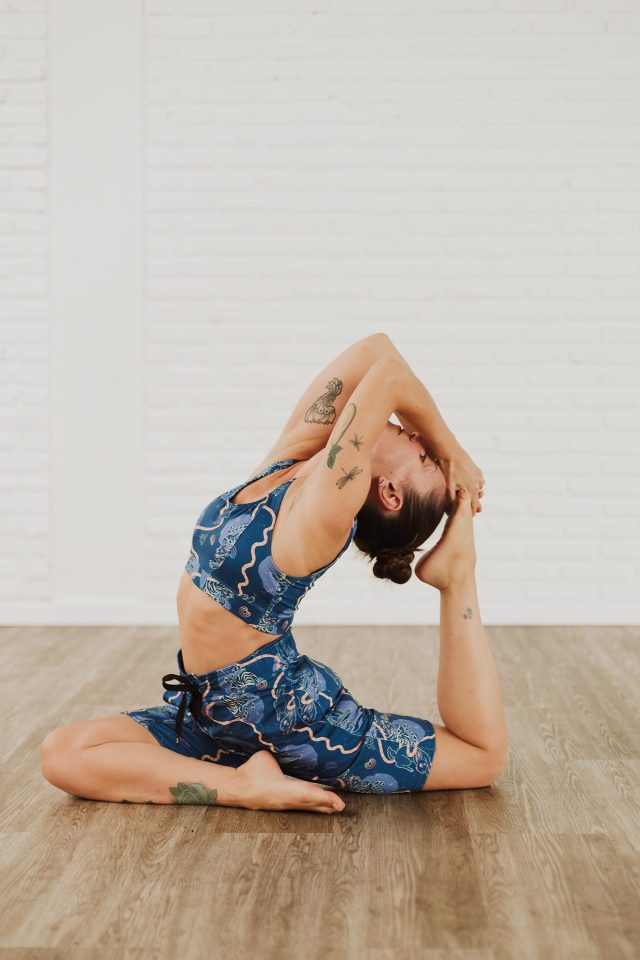 Bermuda No Gender Yogui Viaje Astral