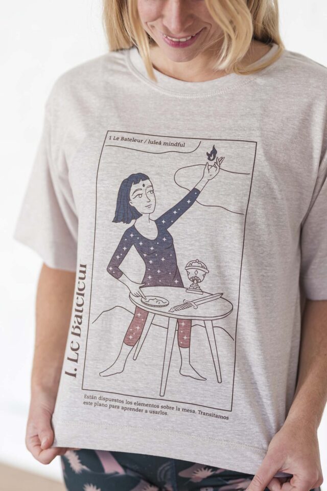 Remera Nube La Maga